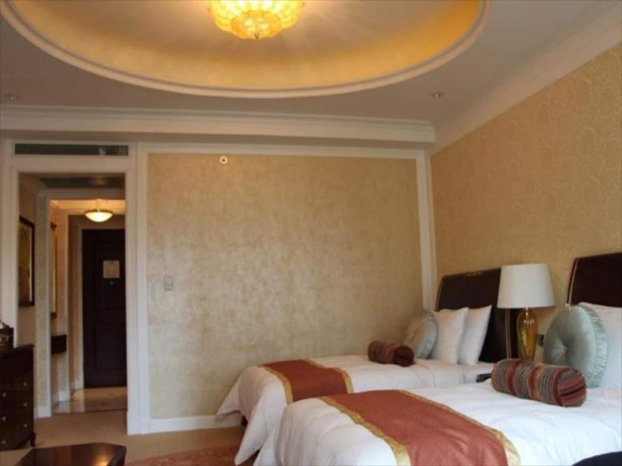 Grand Central Hotel Shanghai - Nanjing Road Exterior photo